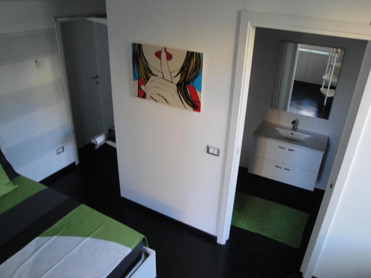 Casa Le Corti Villa Intra Luaran gambar