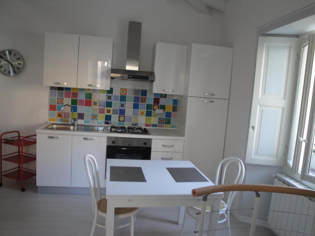 Casa Le Corti Villa Intra Luaran gambar